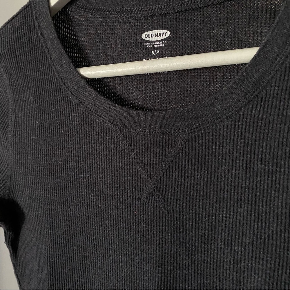 🌸3/$30🌸 Old Navy Women’s Grey Scoop Neck Long Sleeve Top - Picture 2 of 4